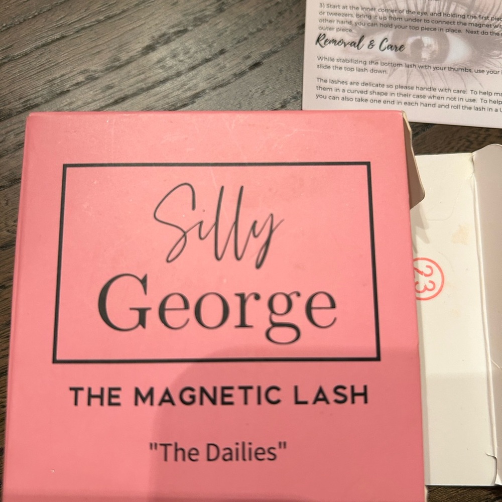 Magnetic Eyelashes